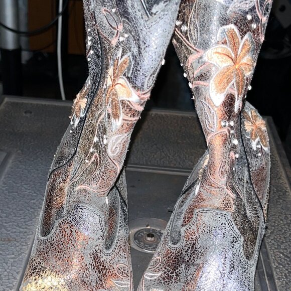 Crush™ by Durango® Women's Rhinestone Embroidered Western Boot Womens Size 10 - Picture 5 of 13